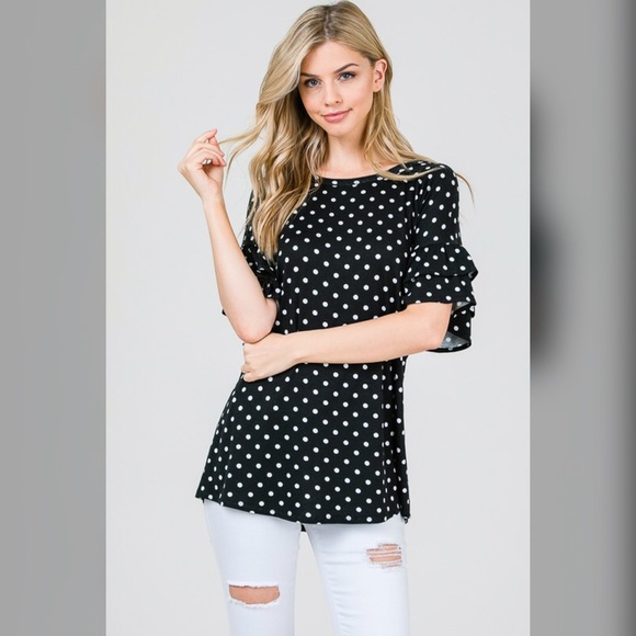 💕LAST 1! Polka Dot Round Neck Ruffle Top💕 - Picture 5 of 6